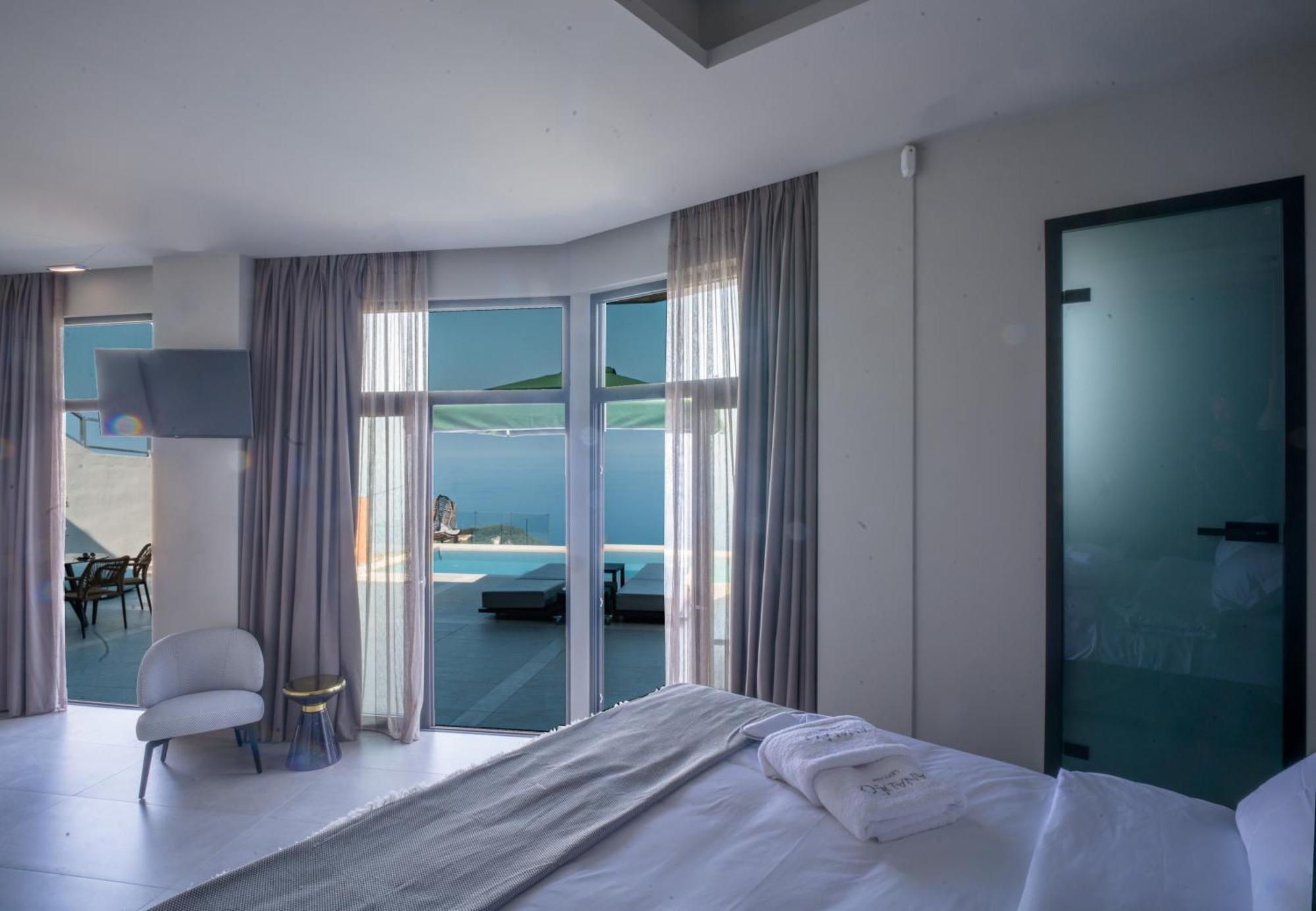 Anadeo Villas & Suites Exanthia ภายนอก รูปภาพ