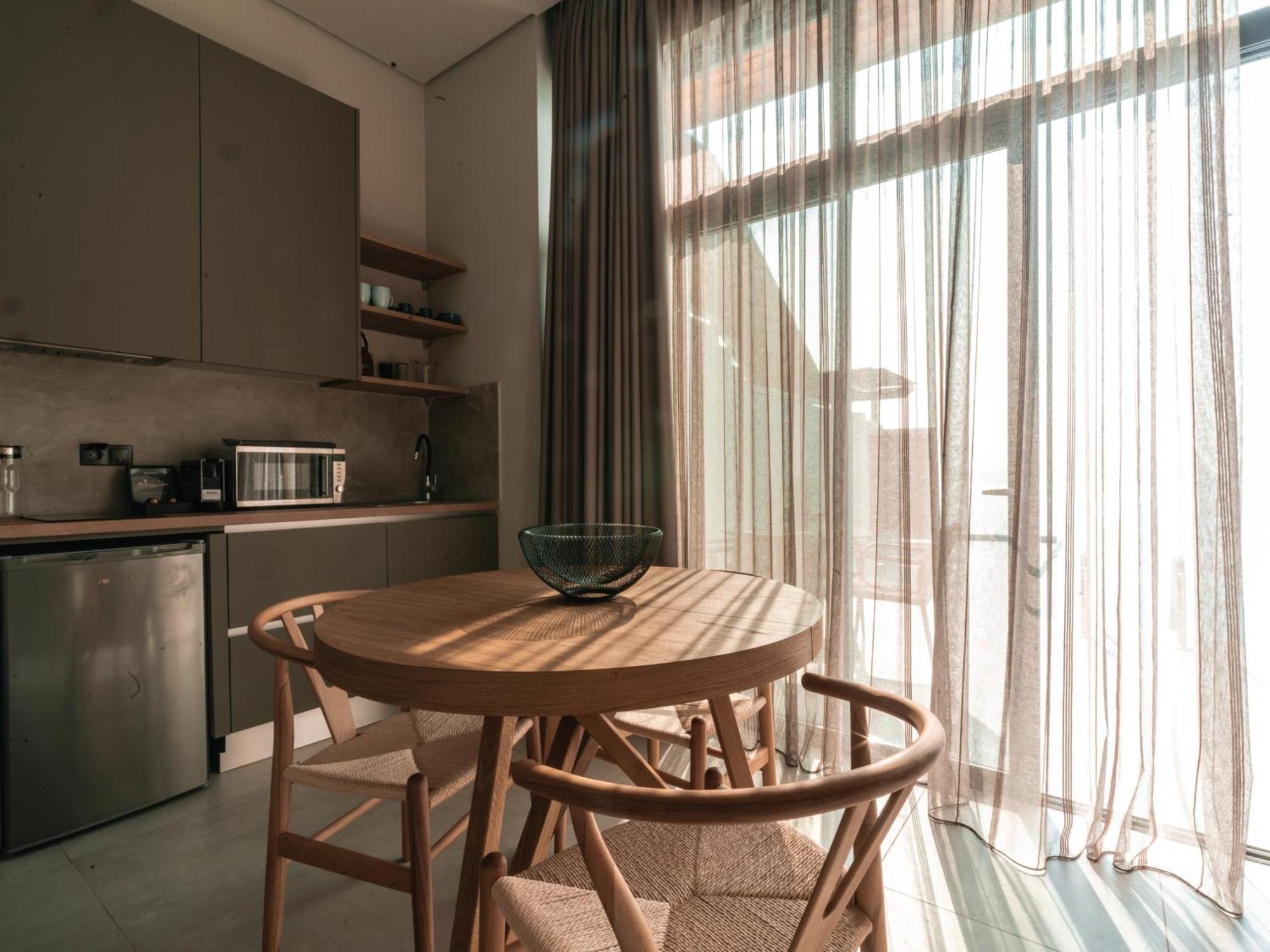Anadeo Villas & Suites Exanthia ภายนอก รูปภาพ